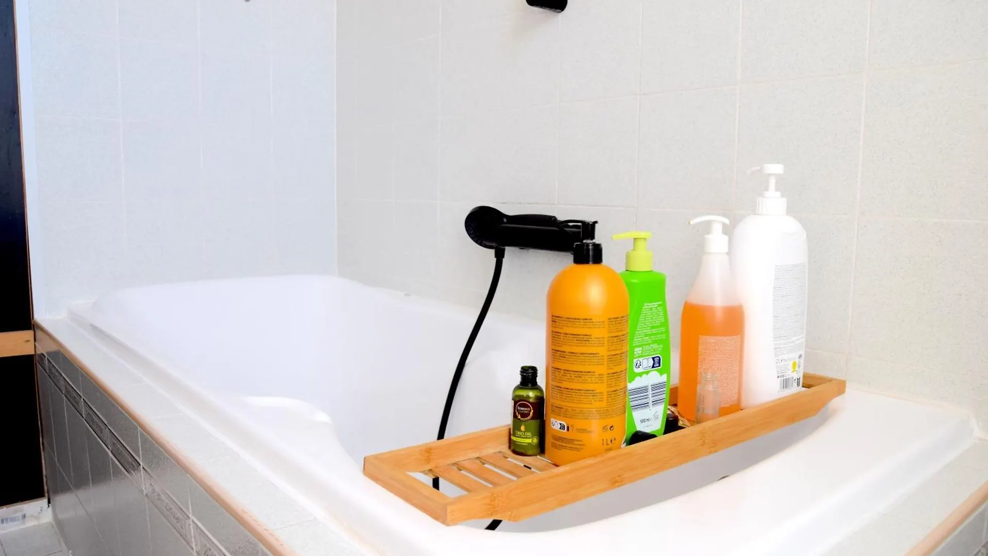 Quartier Chic L Chambres L Gare Centrale L Tramway Nice Homestay